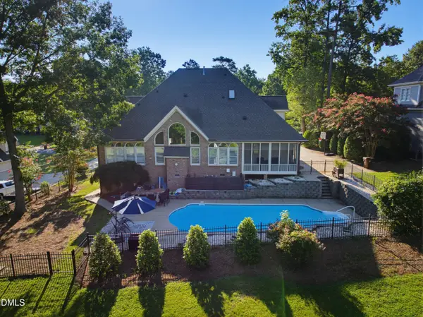 200 Cherry Laurel Drive, Clayton, NC 27527