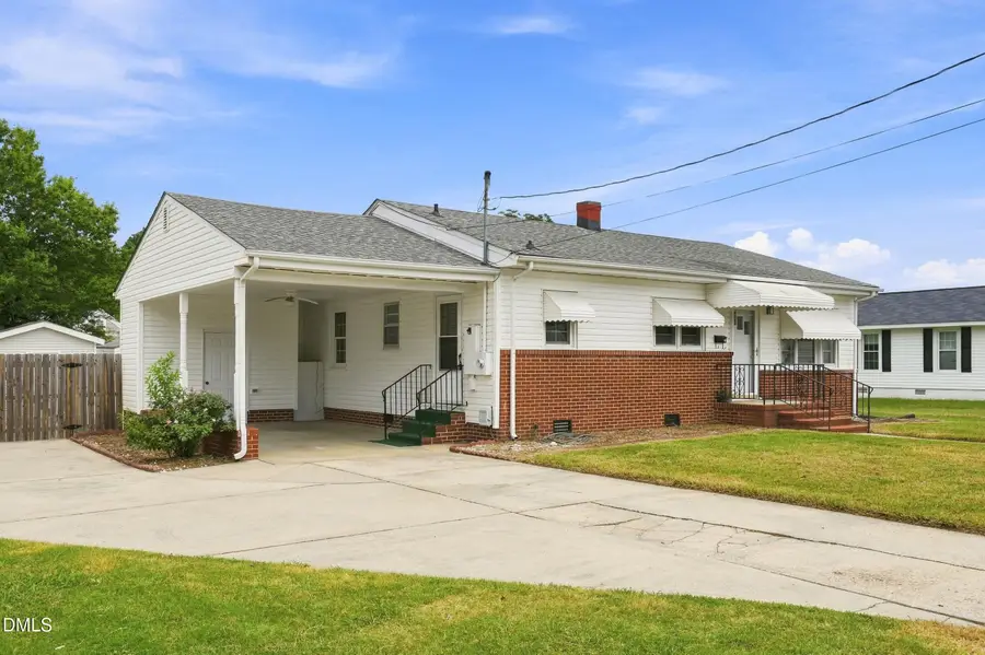 206 W Woodall Street, Benson, NC 27504 - #2