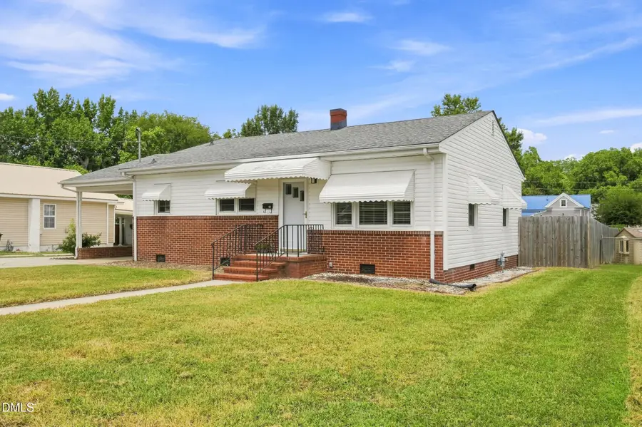 206 W Woodall Street, Benson, NC 27504 - #3