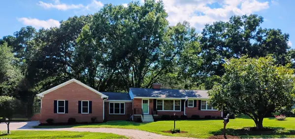 6121 Yates Mill Pond Road, Raleigh, NC 27606