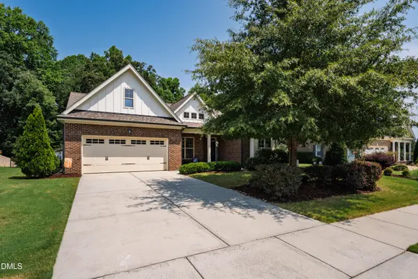 449 Sippihaw Oaks Drive, Fuquay Varina, NC 27526