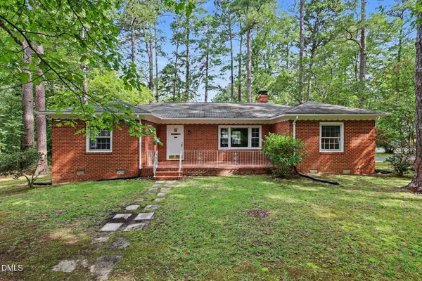 423 Whitehead Circle, Chapel Hill, NC 27514
