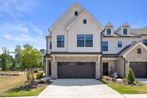 92 N District Avenue, Clayton, NC 27527