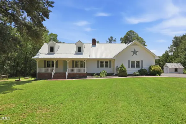 664 Lakewood Falls Road, Goldston, NC 27252