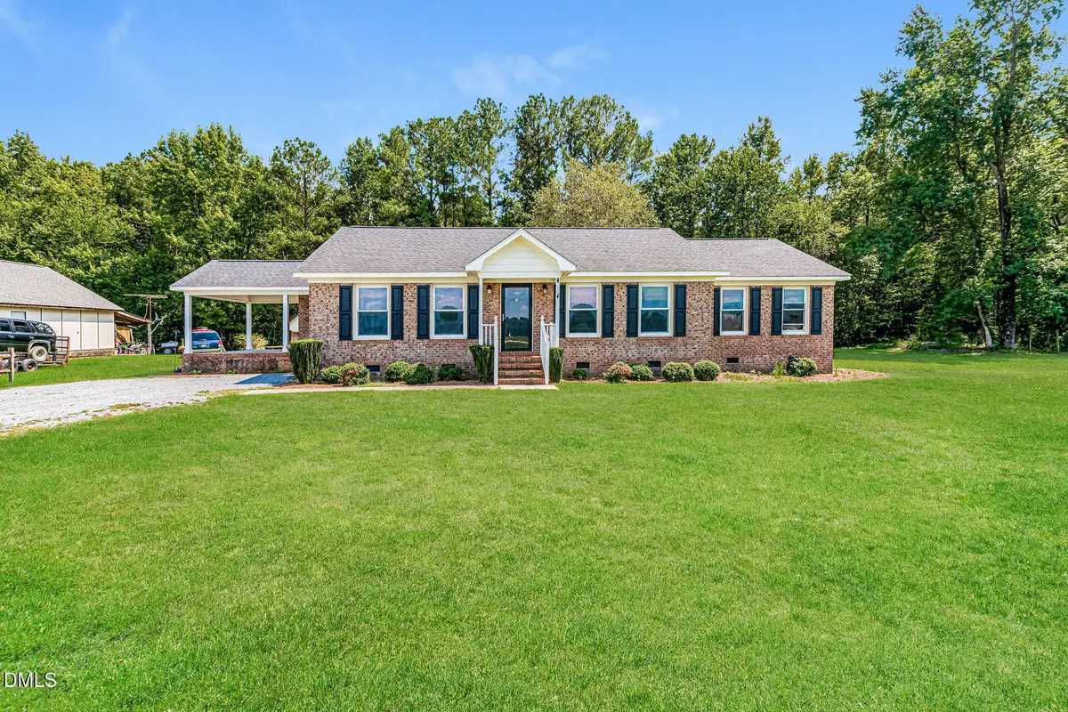 6466 Minnie Hall Road, Roseboro, NC 28382 - #1