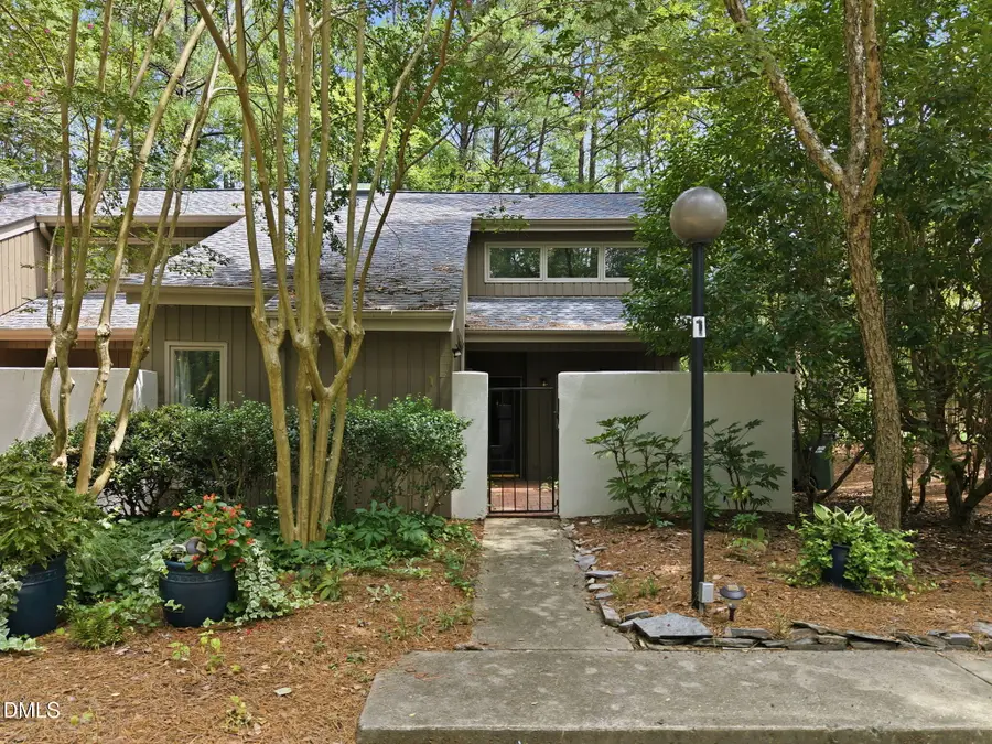 1 Banstead Place, Chapel Hill, NC 27517 - #2