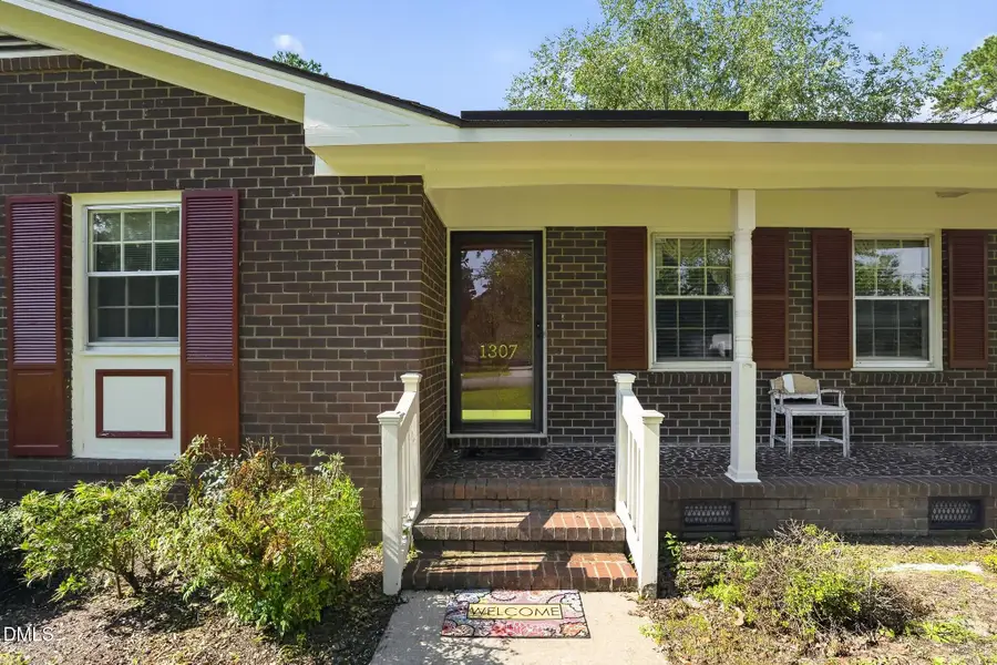 1307 Charles Drive, Laurinburg, NC 28352 - #2