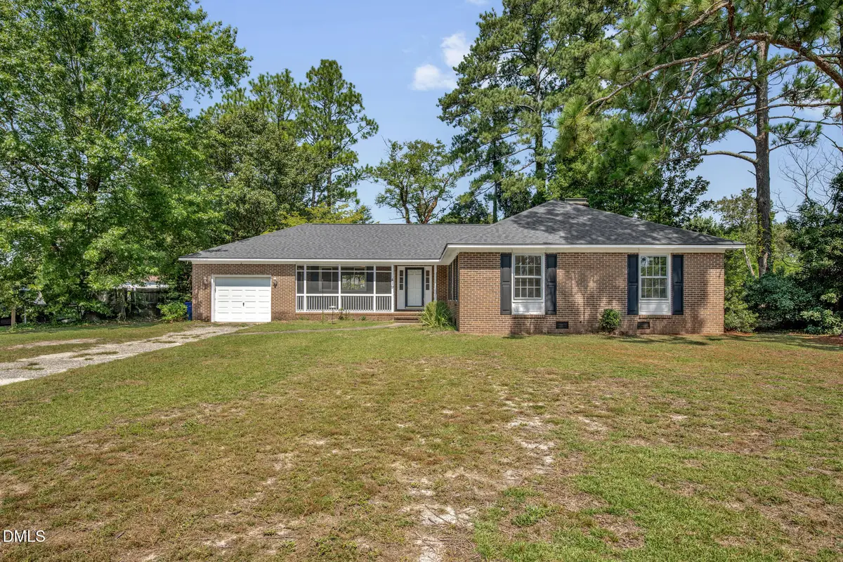 419 Dunmore Road, Fayetteville, NC 28303 - #1