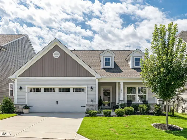 763 Bent Willow Drive, Clayton, NC 27527