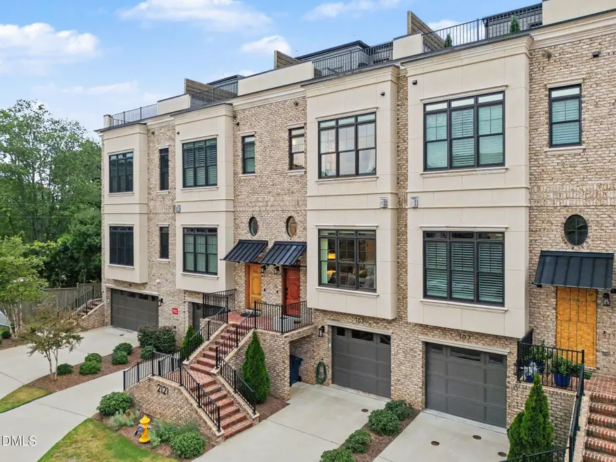 2121 Oberlin Village Drive, Raleigh, NC 27605 - #3