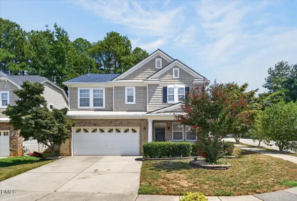 2945 Glade Aster Court, Raleigh, NC 27604