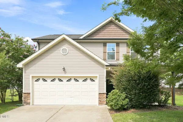 1216 Braemar Highland Drive, Zebulon, NC 27597