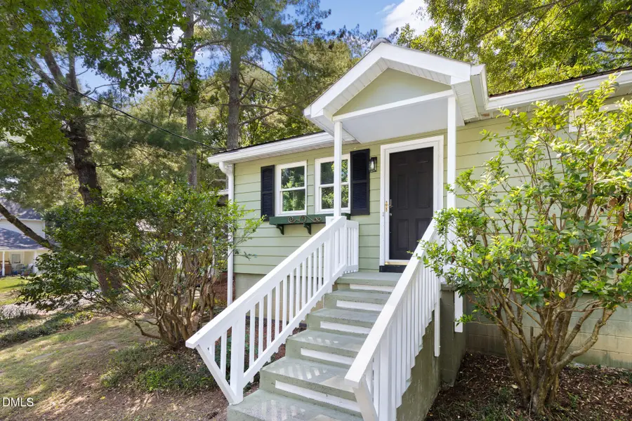 107 N Hillsborough Avenue, Hillsborough, NC 27278 - #3