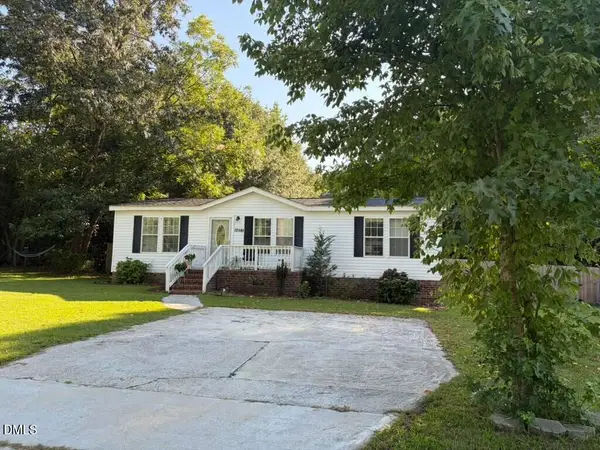 12581 South Street, Whitakers, NC 27891