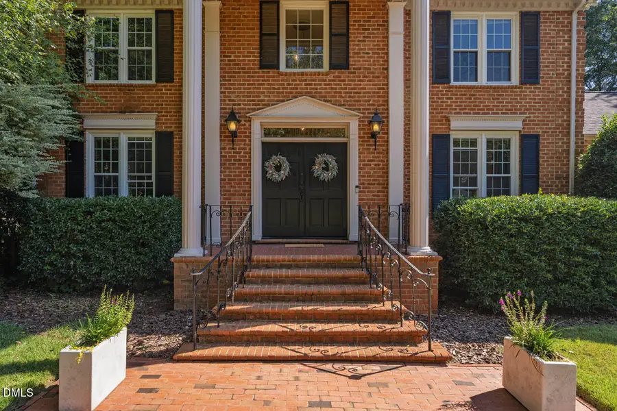 6 St James Place, Chapel Hill, NC 27514 - #2