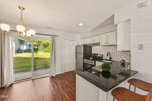 105 Chaucer Court, Carrboro, NC 27510