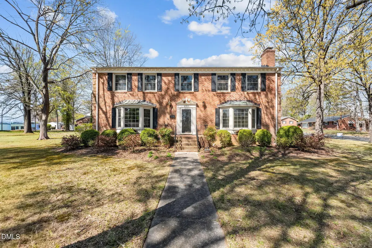 301 Jones Street, Graham, NC 27253 - #1