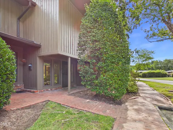 1407 Oak Tree Drive, Chapel Hill, NC 27517