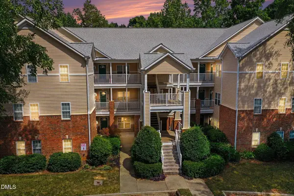 511 Glenolden Court, Cary, NC 27513