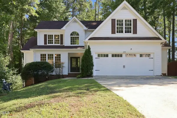208 Connors Circle, Cary, NC 27511