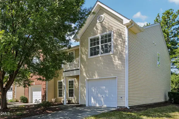 942 Shining Wire Way, Morrisville, NC 27560