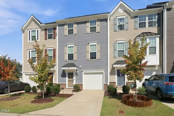 524 Autumn Cure Court, Fuquay Varina, NC 27526