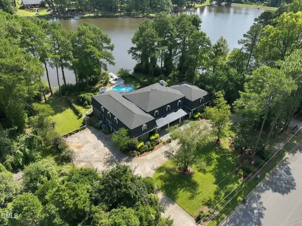 1131 Offshore Drive, Fayetteville, NC 28305