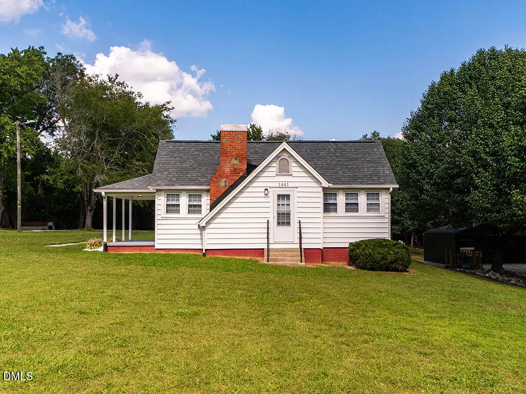 1441 N Graham Hopedale Road, Burlington, NC 27217 - #1
