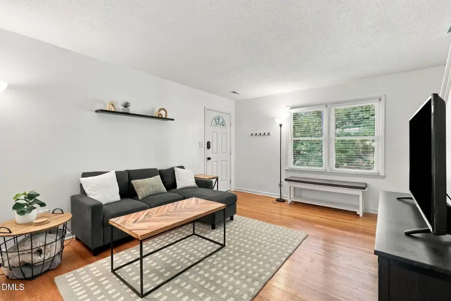 371 Umstead Drive, Chapel Hill, NC 27516 - #3