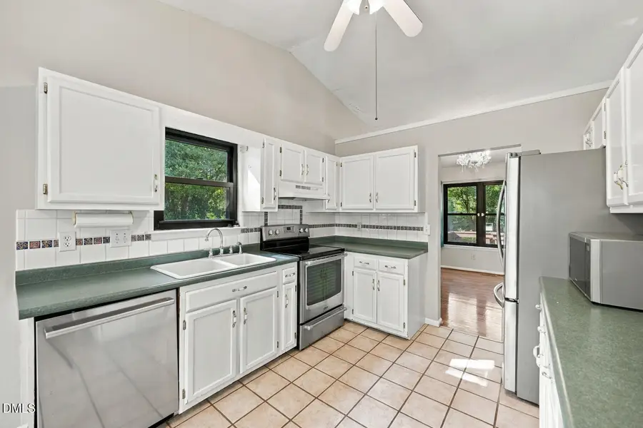 5609 Groomsbridge Court, Raleigh, NC 27612 - #2