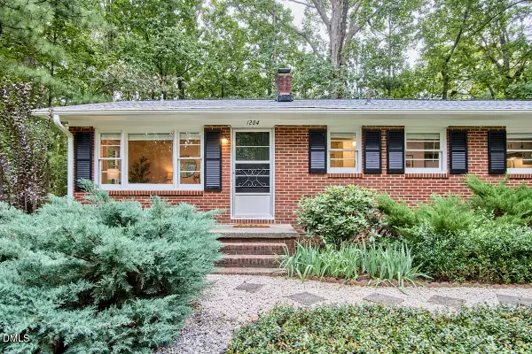 1204 E Oak Drive, Durham, NC 27712