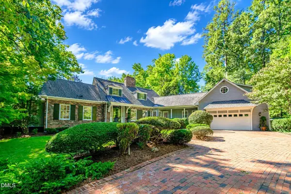 2140 N Lakeshore Drive, Chapel Hill, NC 27514