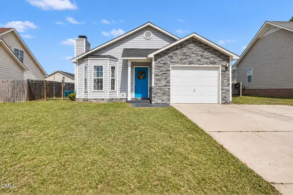 3922 Crusader Drive, Hope Mills, NC 28348