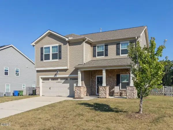 1225 Chimney Ridge Drive, Fuquay Varina, NC 27526