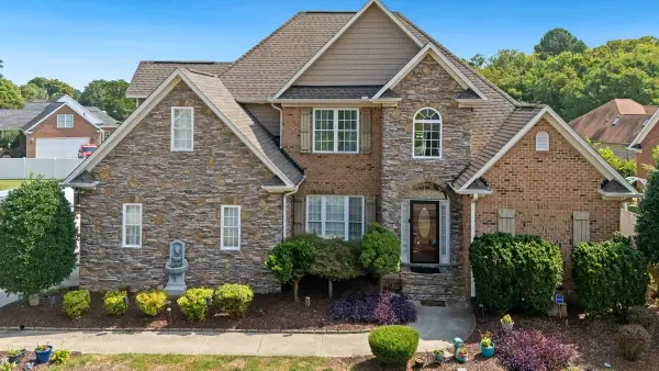 3221 Brookstone Drive, Burlington, NC 27215