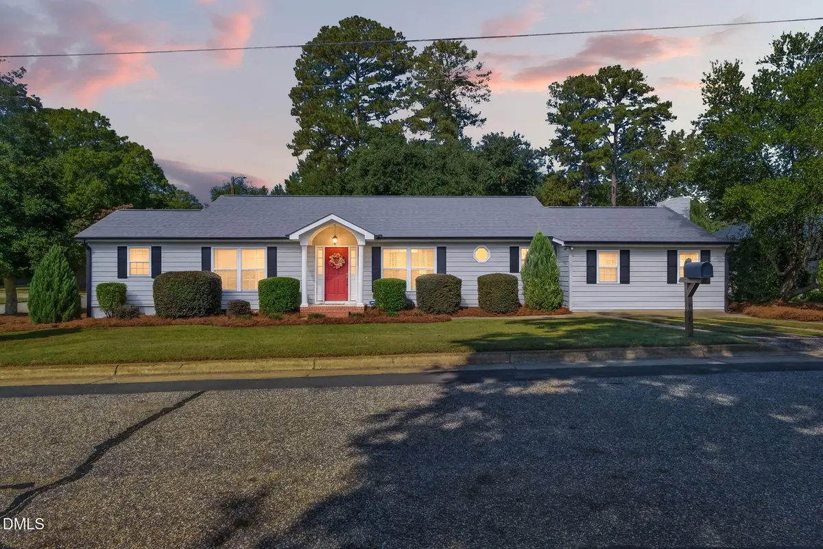 410 S General Lee Avenue, Dunn, NC 28334 - #1