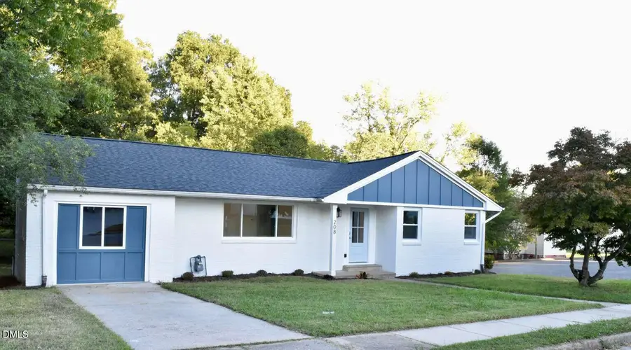 208 S Saint John Street, Burlington, NC 27217 - #2