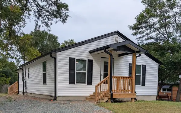 704 Richmond Avenue, Burlington, NC 27217
