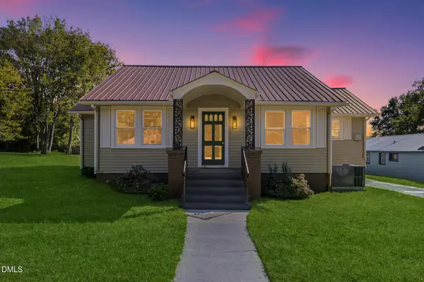 303 W Hill Avenue, Hillsborough, NC 27278