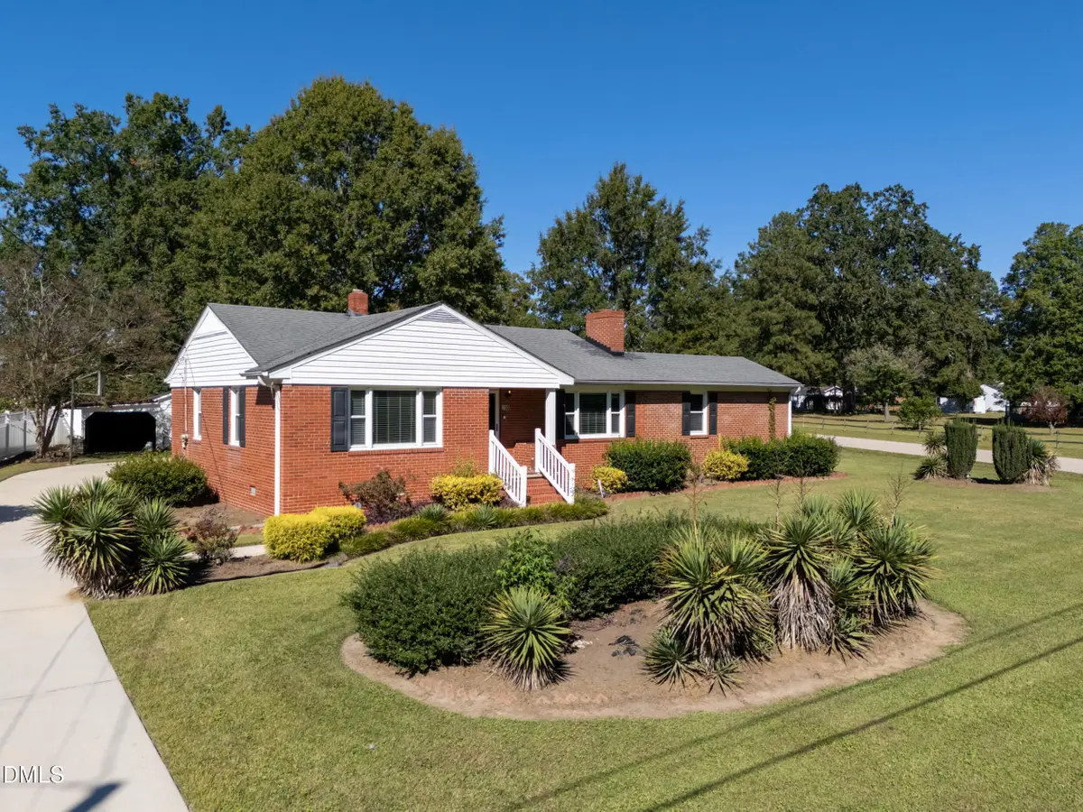 208 Old Post Road, Erwin, NC 28339 - #1