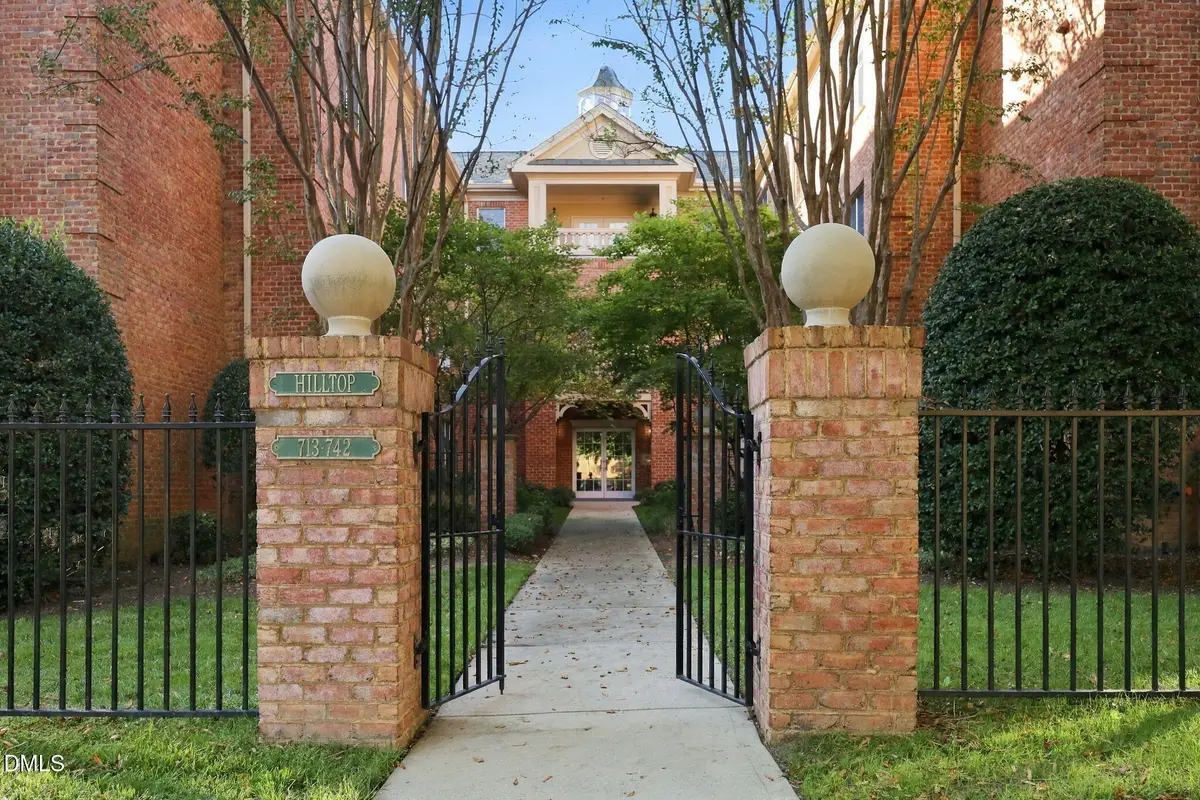 734 W Barbee Chapel Road, Chapel Hill, NC 27517 - #1