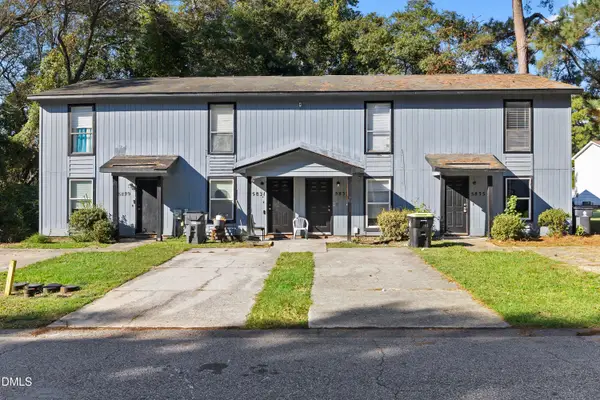 5829 -5835 Aftonshire Drive, Fayetteville, NC 28304