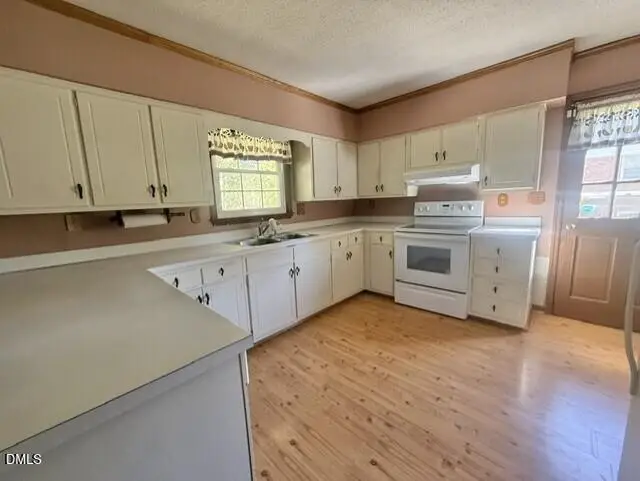 2606 Ardsley Drive, Durham, NC 27704 - #3