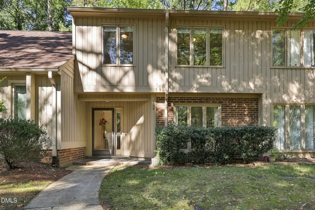 104 Mossbark Lane, Chapel Hill, NC 27514 - #1