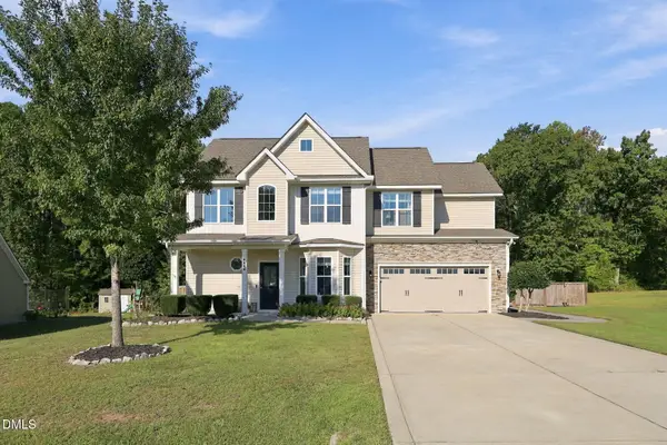 406 Avery Pond Drive, Fuquay Varina, NC 27526