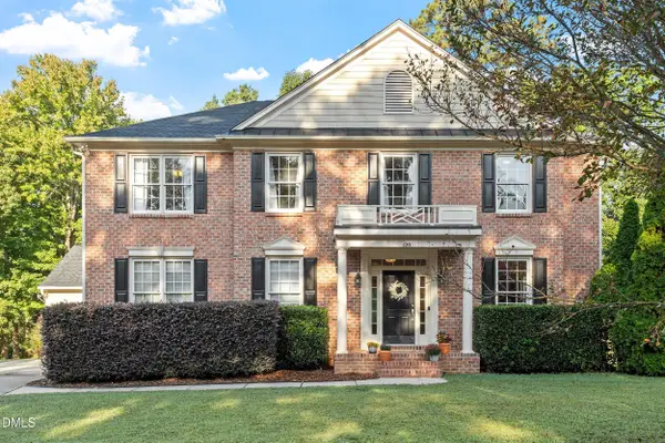 120 Arlen Park Place, Holly Springs, NC 27540