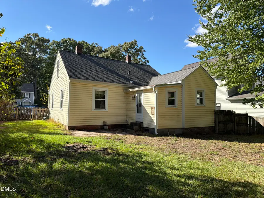 609 S Fuquay Avenue, Fuquay Varina, NC 27526 - #3