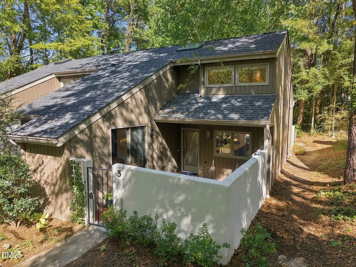 5 Banstead Place, Chapel Hill, NC 27517 - #1