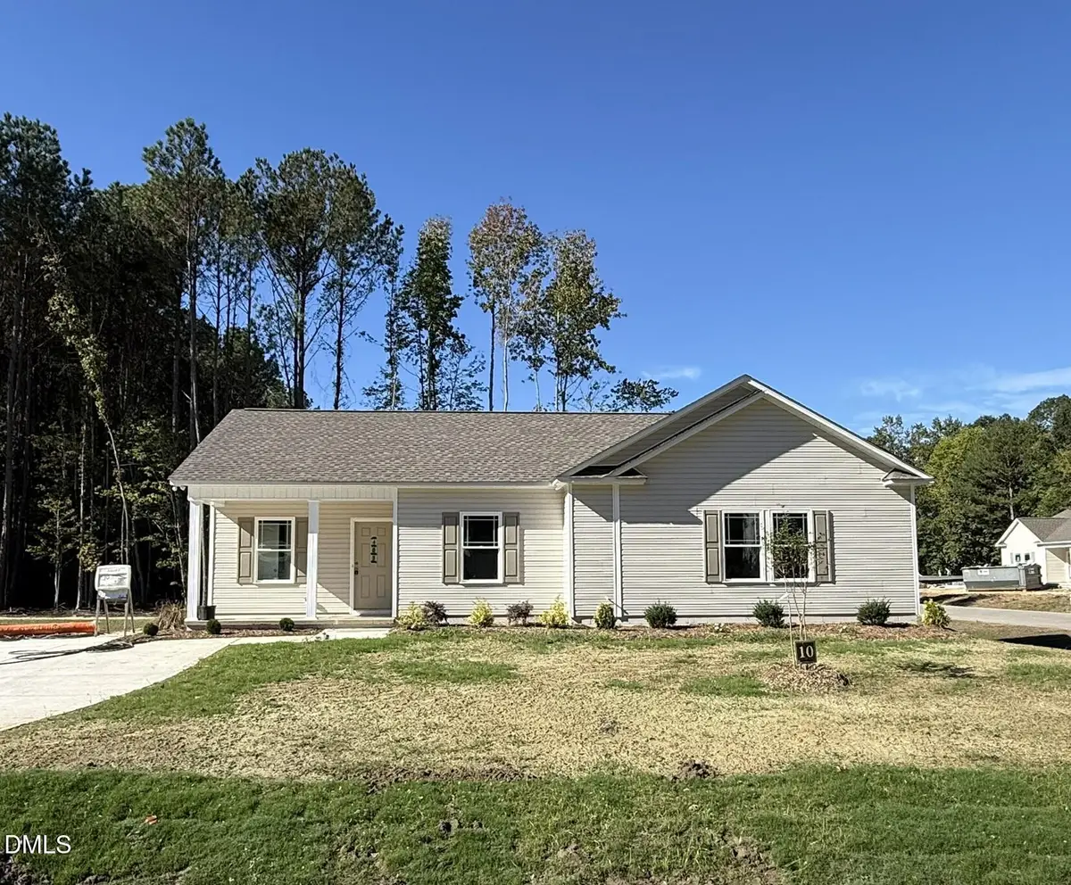 403 E Yukon Street, Kenly, NC 27542 - #1