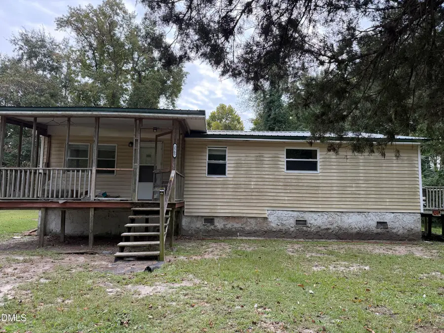 2565 Streets Ferry Road, Vanceboro, NC 28586 - #2